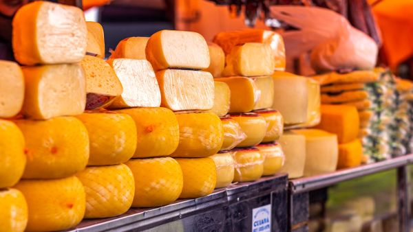 Explore top-rated raclette cheese options for your next meal