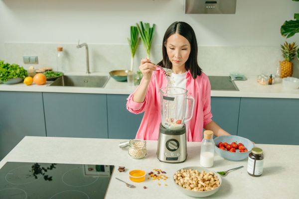 Mastering Blender Selection: Effortlessly Find the Perfect Model for Crushing Nuts and Seeds