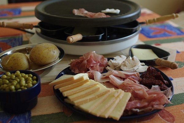 Discover premium quality raclette cheese varieties today